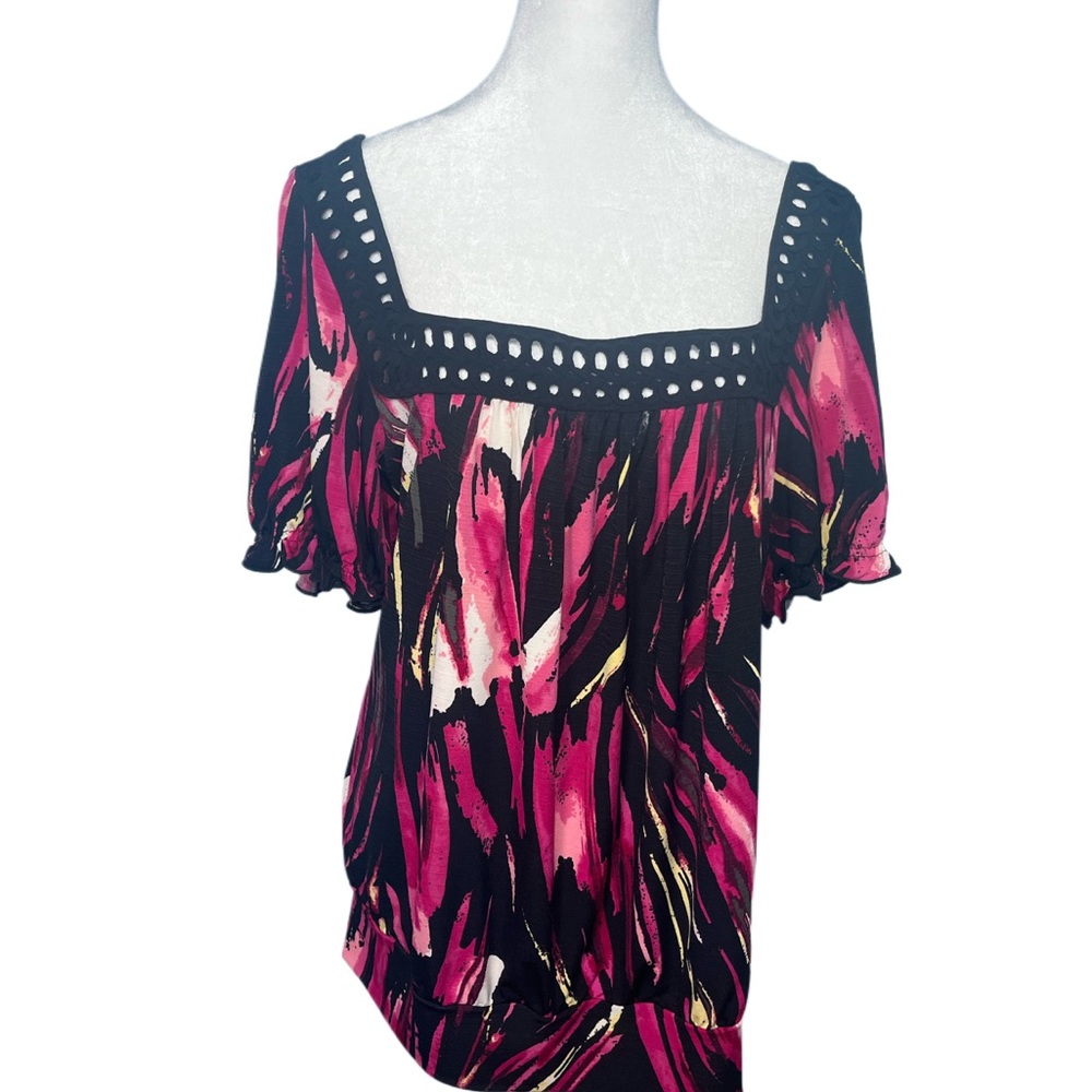 NWOT Studio‎ Y2K Style Pink and Black Abstract Blouse Size L/XL Chic Casual